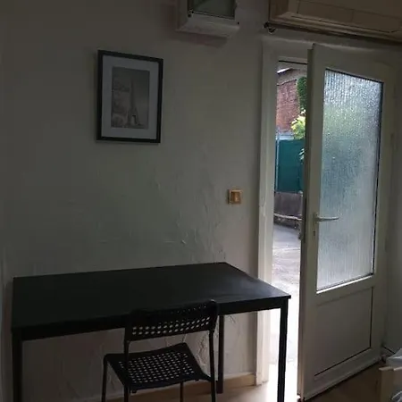 شقة Logement Cracovie 93 *